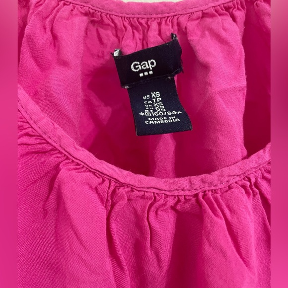 Pink Gap Flowy and Loose Tank Top - Picture 3 of 4